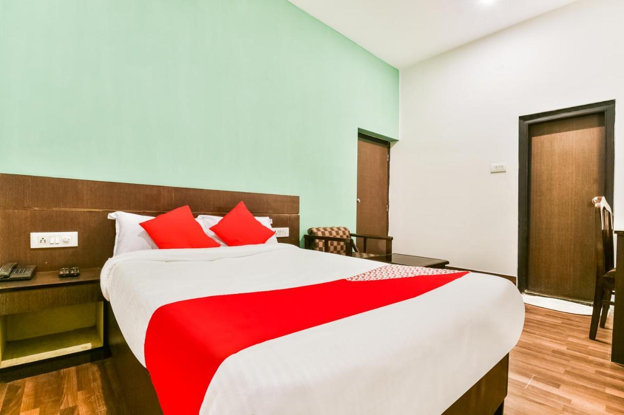 باتنا Oyo 62096 Pride Palace Hotels المظهر الخارجي الصورة