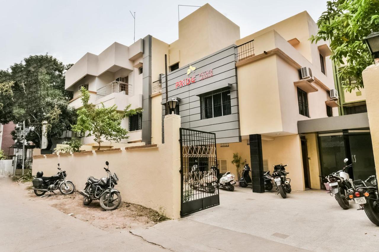 باتنا Oyo 62096 Pride Palace Hotels المظهر الخارجي الصورة